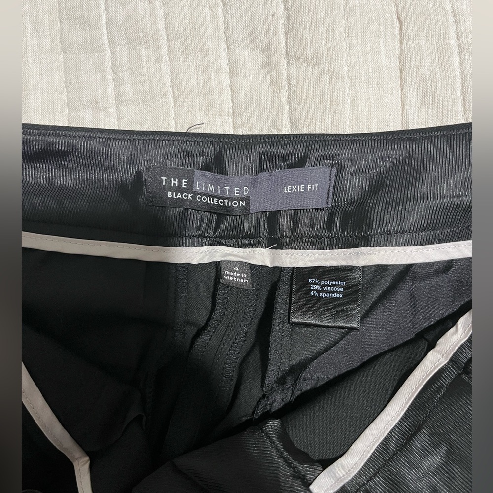 Women’s The Limited black pants